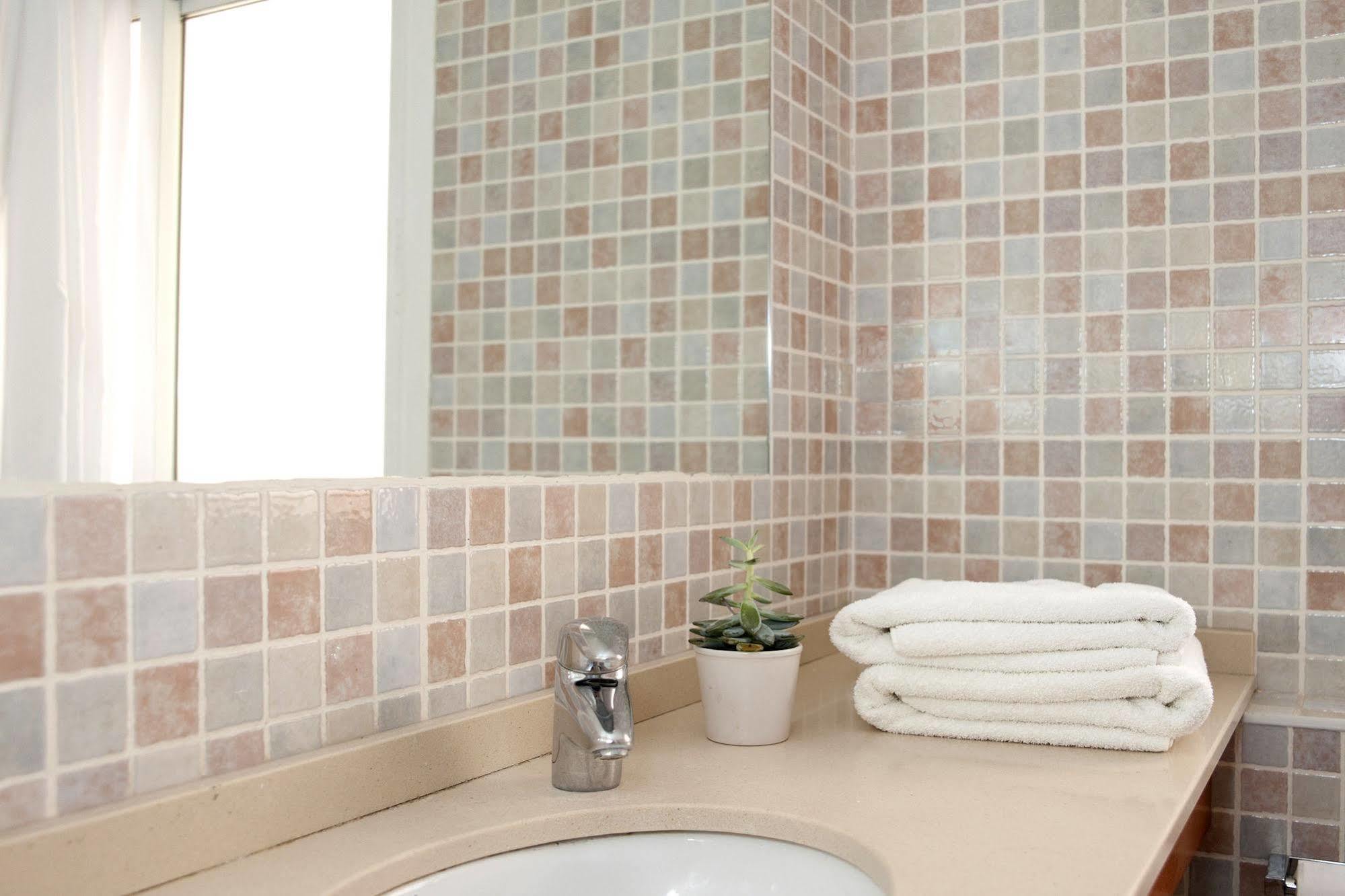 Apartamentos Sabinas Zaragoza Centro Bagian luar foto