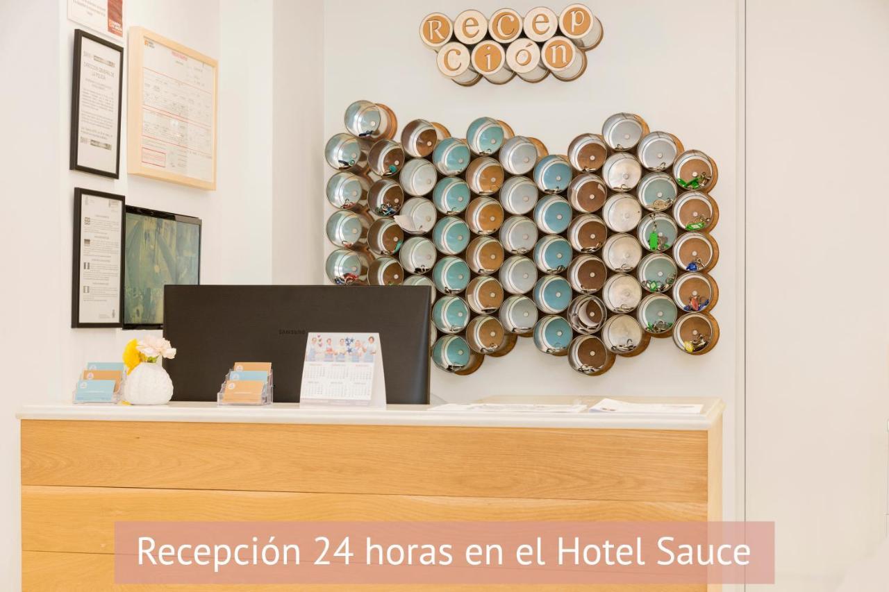 Apartamentos Sabinas Zaragoza Centro Bagian luar foto